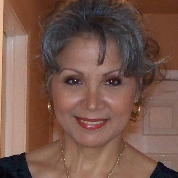 Meet your Posher, Miriam - Picture 1 of 1